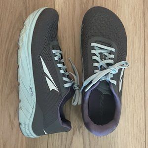 Altra Torin 4.5 - Women's Size 10.5